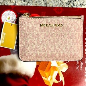 Michael Kors Jet Set Travel Key Chain Wallet 🌸🌸